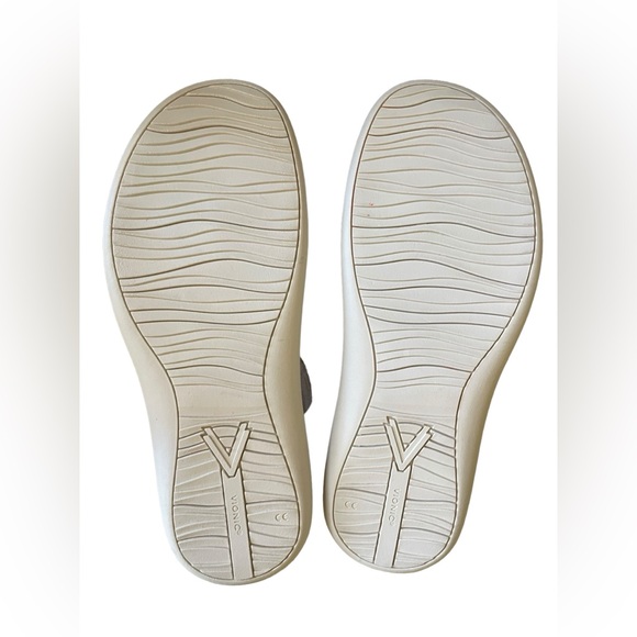 Vionic Awaken Recovery Leather Platform Banded Open Toe Sandals - Picture 12 of 12